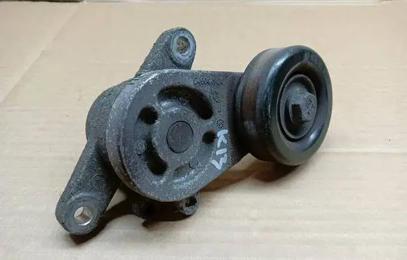 Nissan Micra Generator/alternator belt tensioner