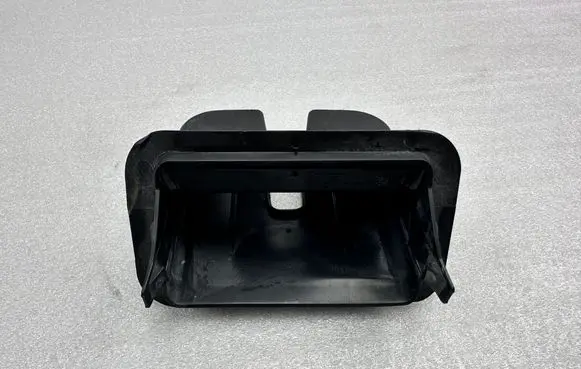 Audi A8 S8 D4 4H Tailgate/boot lid lock trim 4H0827520