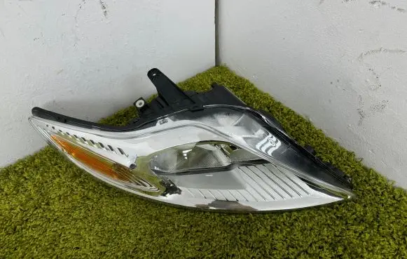 Ford Mondeo MK IV Headlight/headlamp 7s71-13w029-ef