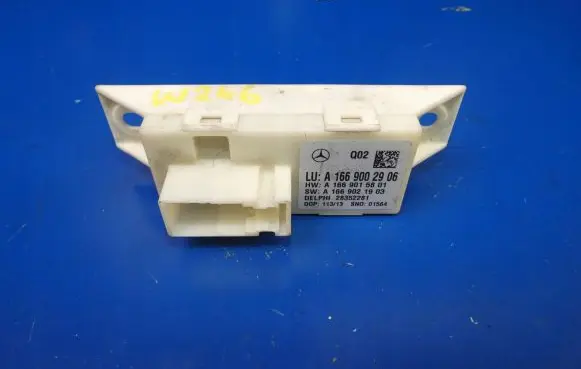 Mercedes-Benz A W176 Light module LCM A1669002906