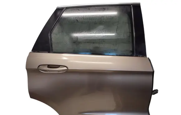 Ford Edge II Rear door FT4B720