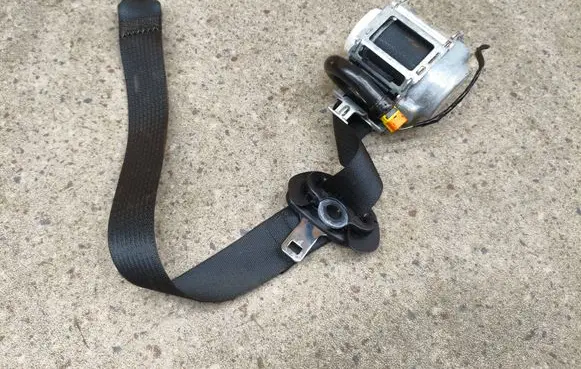 Ford Explorer VI Rear seatbelt LB5BS611B69AF 119SCF2000 34284747FBL