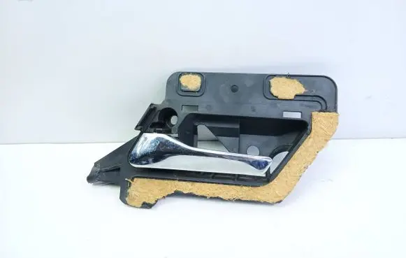Mercedes-Benz C W202 Front door interior handle 2027660554