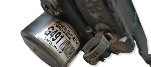 Hyundai i30 ABS Pump 58900G4BA0