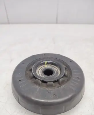 Chevrolet Cruze Front upper strut mount 13501411