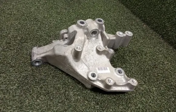 Fiat Ducato Engine mounting bracket 5802127132 5802127131