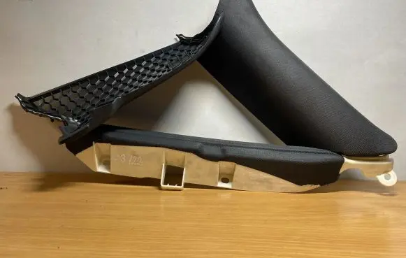 Audi A6 S6 C7 4G (C) pillar trim 4G5867288 C3422