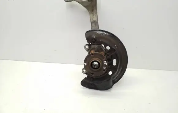 Audi A8 S8 D3 4E Front wheel hub spindle knuckle 4E0258M