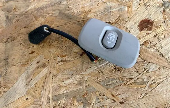 Nissan Qashqai+2 Multifunctional control switch/knob 25450JD01A