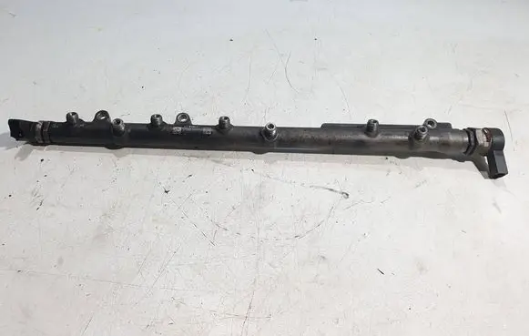 Fuel main line pipe