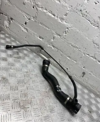 BMW Z4 E89 Engine coolant pipe/hose 7612444