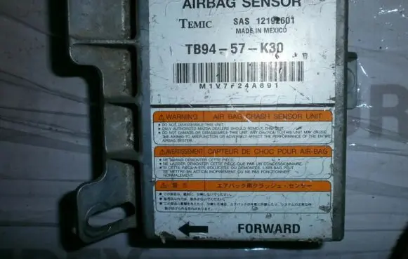 Mazda Xedos 9 Airbag control unit/module TB9457K30 12192601