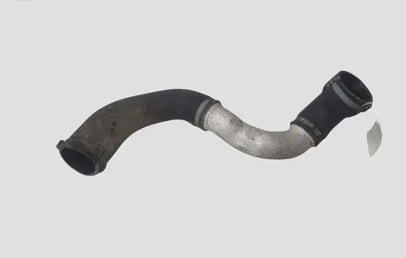 Volvo V40 Intercooler hose/pipe 31325041
