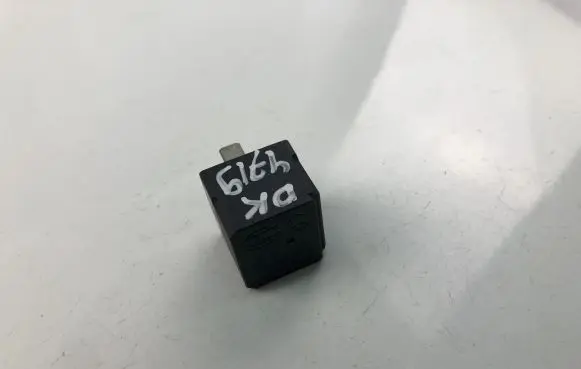 Mercedes-Benz B W246 W242 Other relay A0025428019