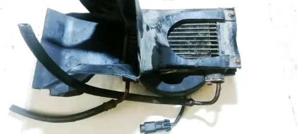 Engine oil radiator