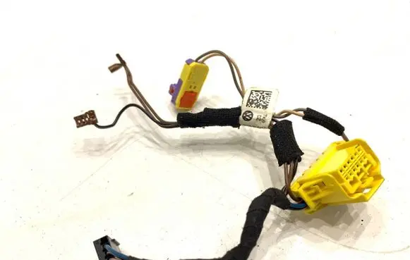 Volkswagen PASSAT B7 Airbag squib ring wiring 3C8971584F