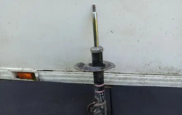 Mitsubishi Outlander Front shock absorber/damper