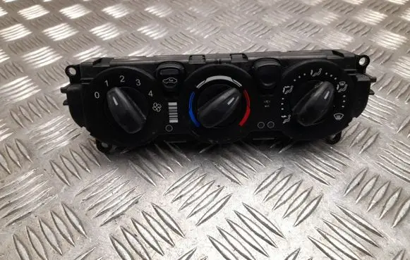 Ford Transit Climate control unit GK2T18549