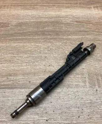 BMW 3 F30 F35 F31 Fuel injector 0261500260 13648625397 0600261