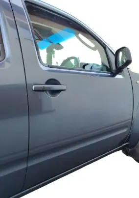 Nissan Pathfinder R51 Front door B25