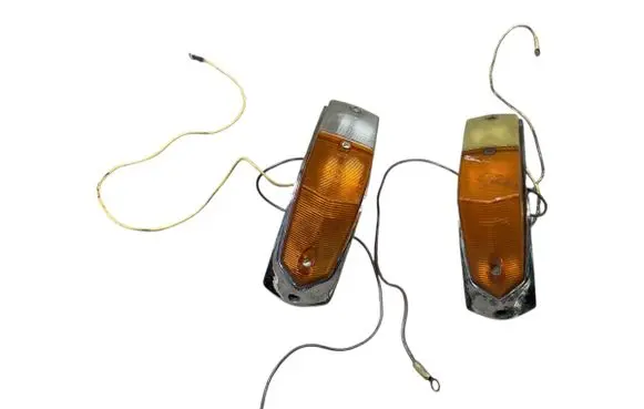 Moskvich 412 Front indicator light V11177 696472