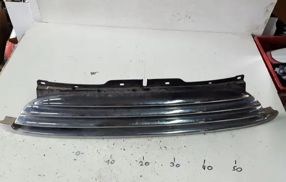 Mini One - Cooper Coupe R56 Front bumper upper radiator grill