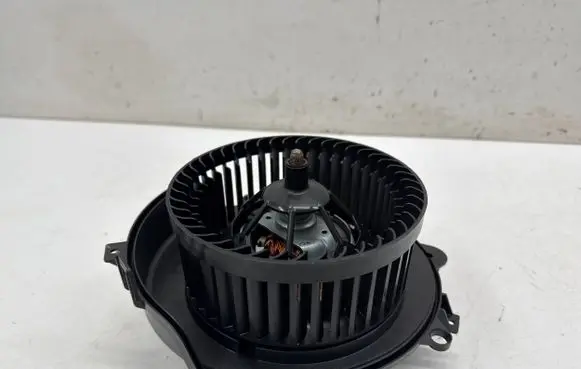Volkswagen Multivan T7 Heater fan/blower 5WC819021A
