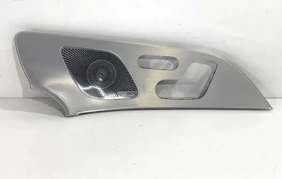 Mercedes-Benz GLE W167 Dashboard trim A1677207202