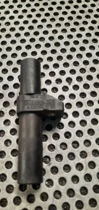 Mercedes-Benz Sprinter W901 W902 W903 W904 Crankshaft position sensor A0031532728