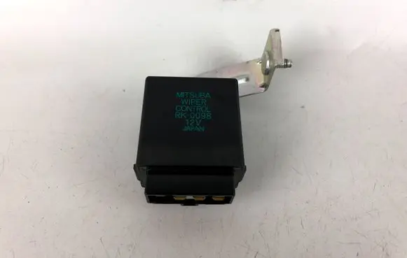 Subaru Forester SG Window wiper relay RK0098 RK-0098