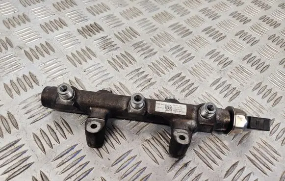 Audi Q7 4M Fuel main line pipe 04L906054F 059130089CT