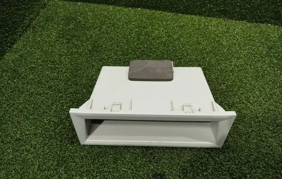 Man TGE 1gen Glove box central console 7C0858373