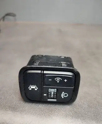 Other switches/knobs/shifts