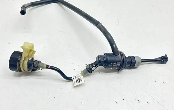 Nissan Pulsar Clutch master cylinder 306101KA1A 30850B030A 0861620