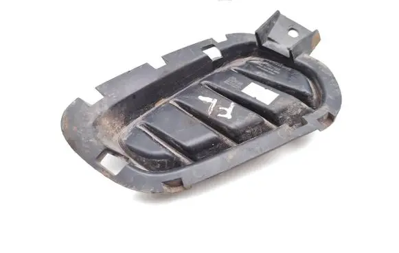 Volvo V40 Front bumper lower grill 31407762