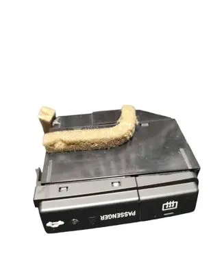 Toyota Avensis T250 Windscreen/window heater switch 8479005130C