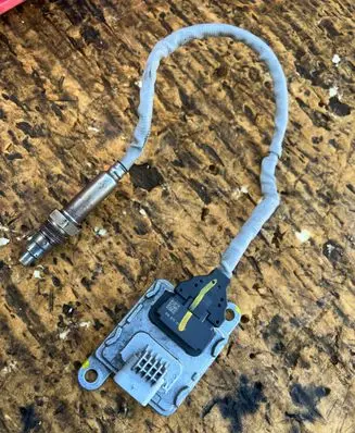 Peugeot 3008 II Lambda probe sensor 9821121180