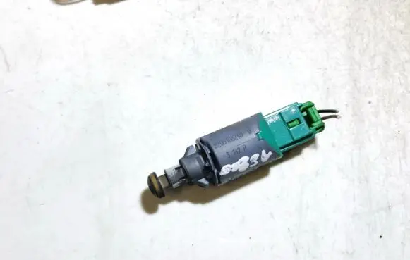 Clutch pedal sensor