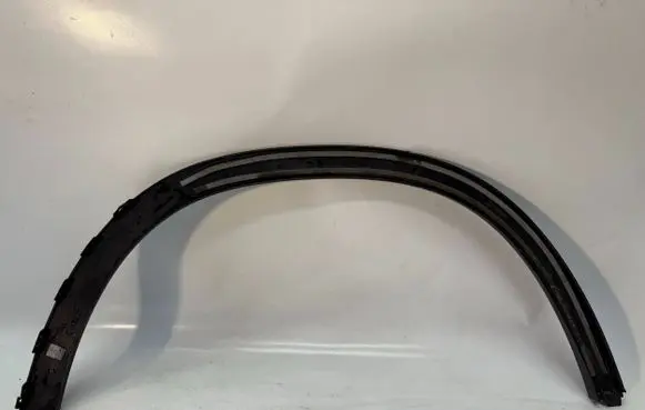 BMW X4 G02 Rear arch trim 8072570