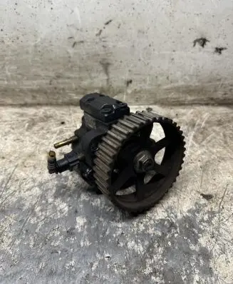 Renault Scenic I Fuel injection high pressure pump 7700111010 0445010018