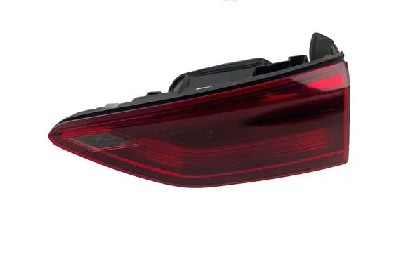 Volkswagen Golf VIII Tailgate rear/tail lights 5H0945094D