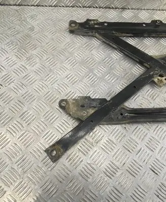 Audi A4 S4 B8 8K Front subframe 8K2399345 006132008
