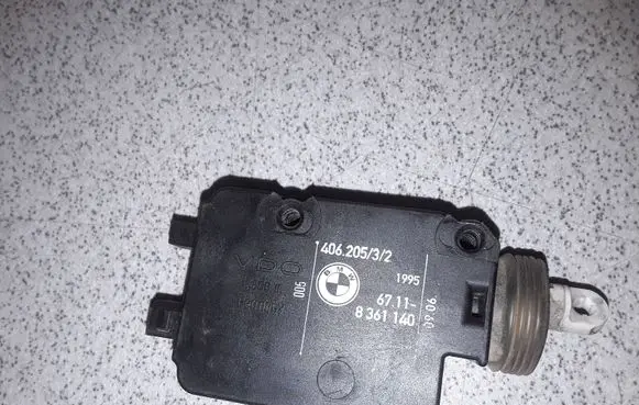 BMW 3 E36 Tailgate boot lock/latch motor 67118361140