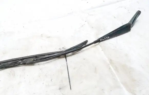 Jaguar X-Type Front wiper blade arm 1x4317526b