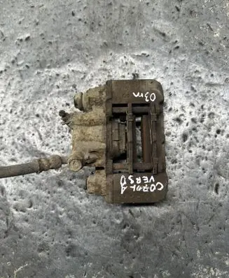 Toyota Corolla Verso E121 Rear brake caliper