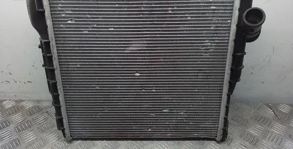 Coolant radiator