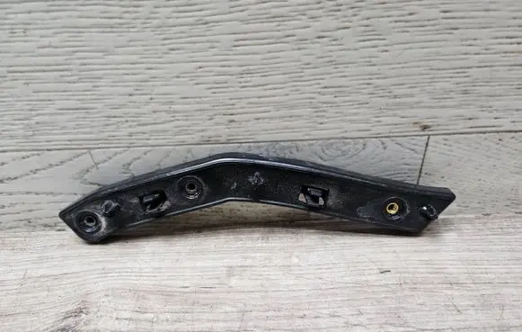 Cupra Ateca Front bumper mounting bracket 575807183