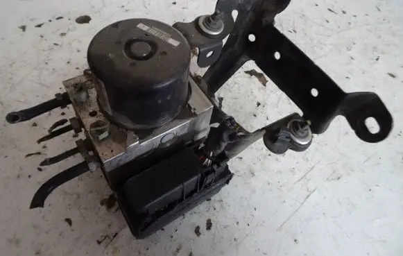 Volvo S80 ABS Pump P31261142