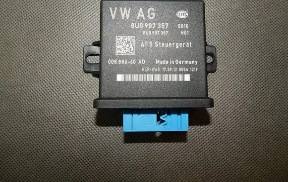 Audi Q3 8U Other control units/modules 8U0907357