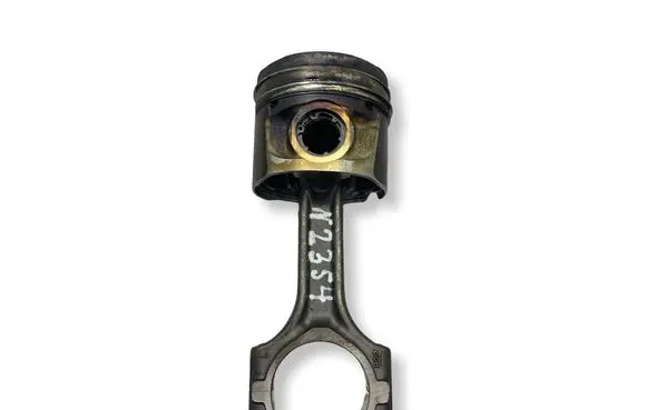 Opel Combo D Piston with connecting rod A16FDH
